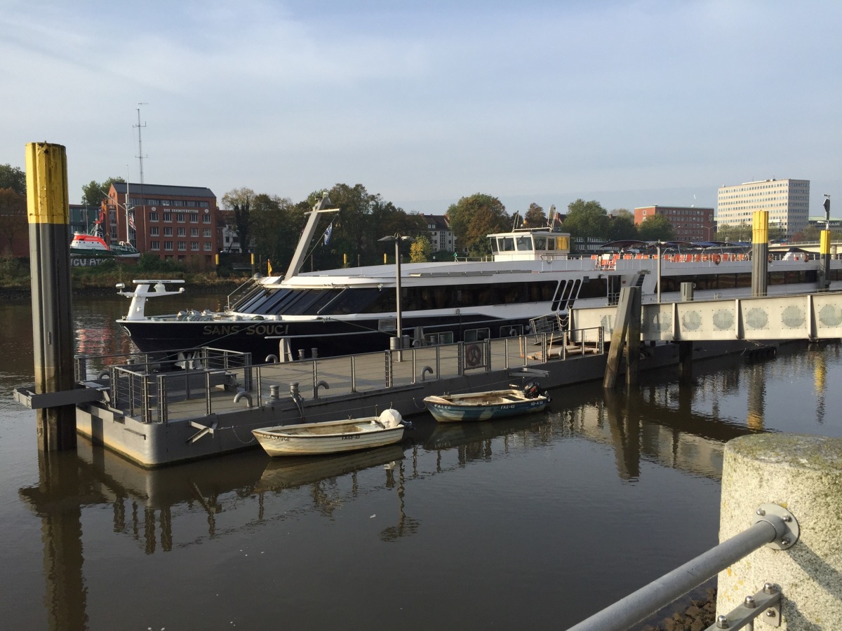 Passagierschiff Sans Souci in Bremen