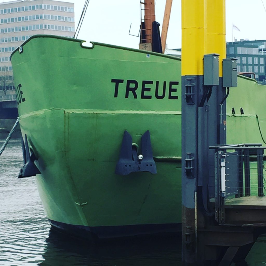 MS Treue Betonschiff